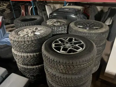 We currently have the following wheels and tires in stock; 2004-2008 Style F150 Rims with centre cap...