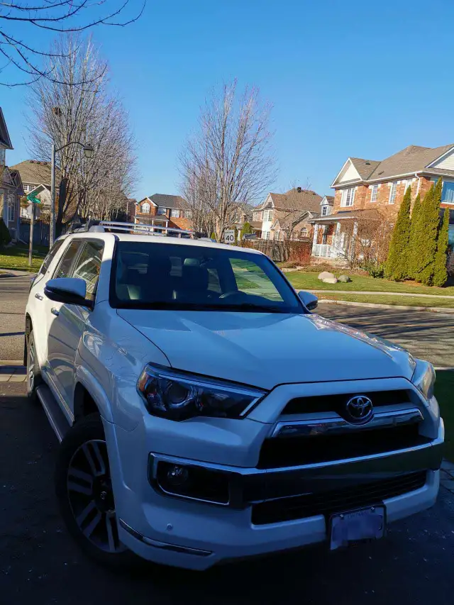 Toyota 4Runner Aluminum Crossbars Roof Rack Rails in Other Parts & Accessories in Markham / York Region - Image 2