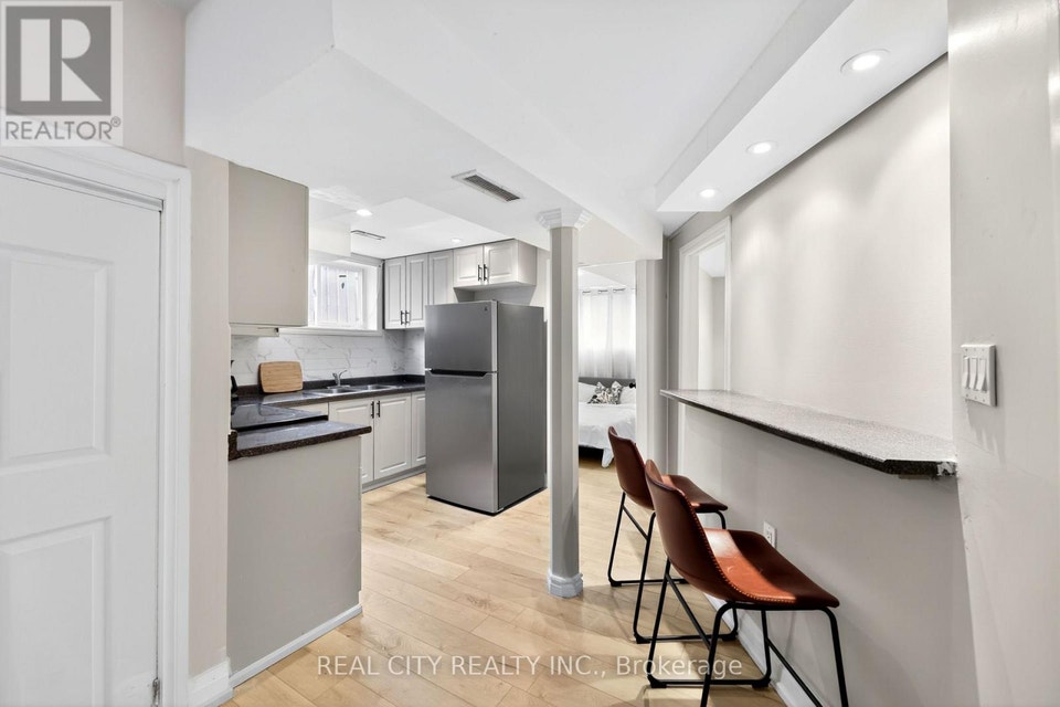 BASEMENT UNIT - 3385 MORNINGSTAR DRIVE Mississauga (Malton), Ont 4