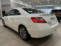 *Leather Seats | Sunroof | Heated Front Seats | Premium Audio | Alloy Wheels* This Civic Coupe EX-L... (image 5)