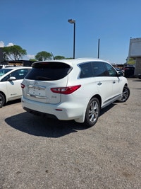 2013 Infiniti JX35 AWD Spacious, Luxury 8-Seater! Year: 2013 Make: Infiniti Model: JX35 Mileage: 222... (image 3)