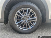 2021 Mazda CX-5 Le Mazda CX-5 GS AWD 2021 est un VUS compact qui se démarque par son design élégant,... (image 8)