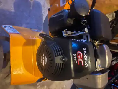 CUB CADET ROTOTILLER 4 STROKES FOR SALE $600-, RT 65 H Garden Tiller - 21A-395A756878-624 S/N 1D028K...