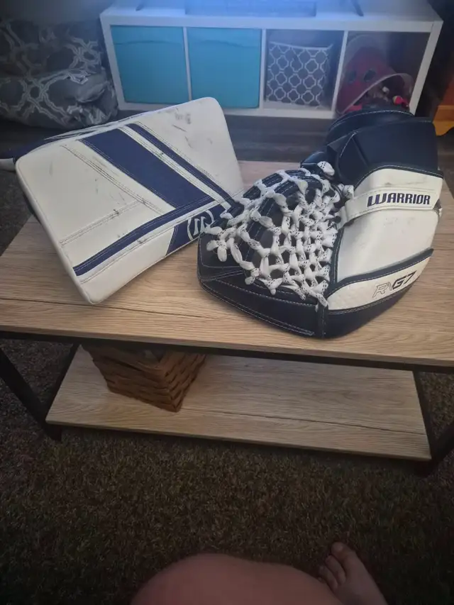 Goalie Gear in Hockey in Sudbury - Image 5
