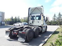 Ryder Stock ID: 241705 Transmission Type/Speed: AUTO 12 Engine: DIESEL DD15AT'17 475/1650 Horse Powe... (image 5)