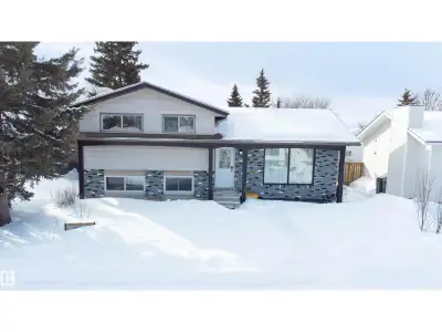 Welcome to this nicely updated four level split in a great location near Kinosoo Beach, parks, schoo...