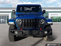 Unleash true adventure with this formidable 2021 Jeep Gladiator Rubicon. Powering this Hydro Blue Pe... (image 7)