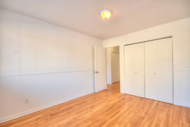 4 1/2 Verdun Metro Lasalle ou de l'Église in Long Term Rentals in City of Montréal - Image 12