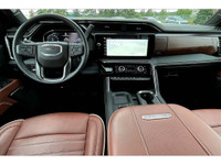 2025 GMC Sierra 3500HD Denali Ultimate The 2025 GMC Sierra 3500HD Denali Ultimate defines heavy-duty... (image 5)