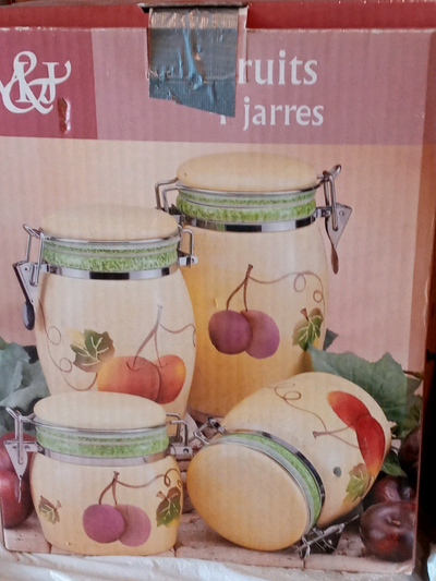 { 4 POTS NEUF PORCELAINE DESSINS FRUIT, REFERMÉ CLIQ }, View more