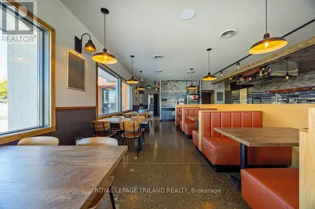 985 TALBOT STREET St. Thomas, Ontario in Commercial & Office Space for Rent in London - Image 19