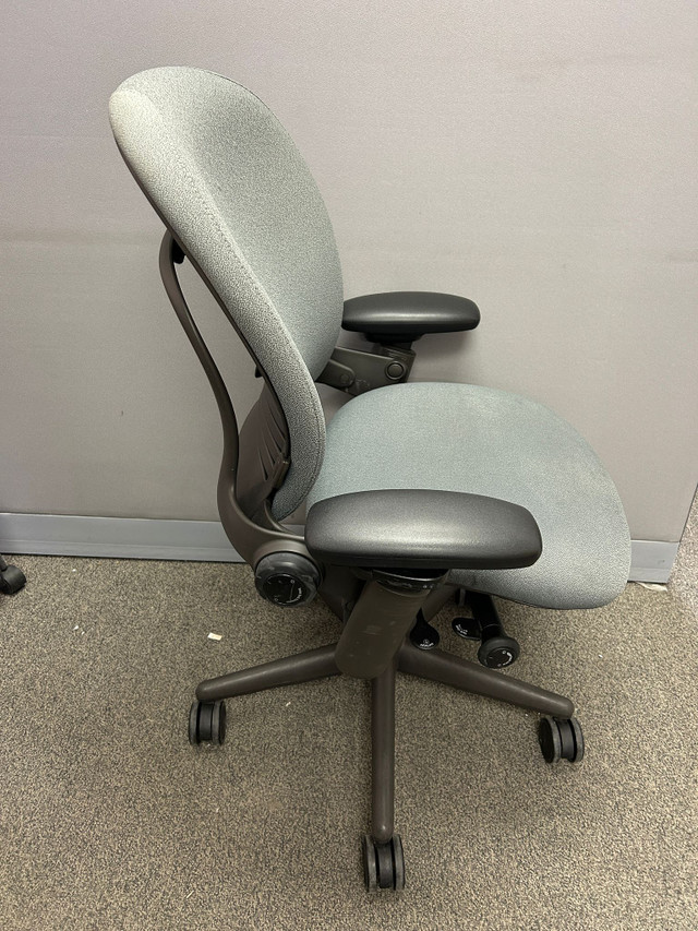 Steelcase Leap Chair Collection-Excellent Condition-Call us now! in Chairs & Recliners in Mississauga / Peel Region - Image 4