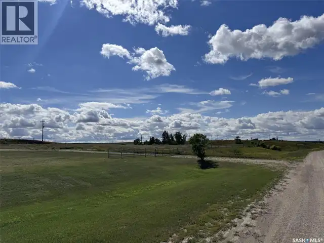 N Petrolia ROAD Moose Jaw Rm No. 161, Saskatchewan in Land for Sale in Moose Jaw - Image 5