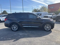 Clean Car Fax**Ford**Explorer**Limited**4WD**2.3L**Leather Seats**Heated and Ventilated Seats**Heate... (image 3)
