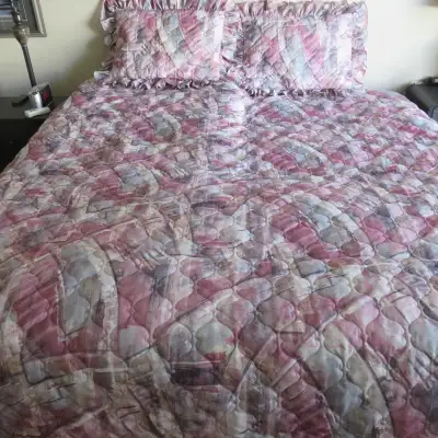PILLOW, SHEETS, BEDDING SET, CURTAIN, DRAPES, View more