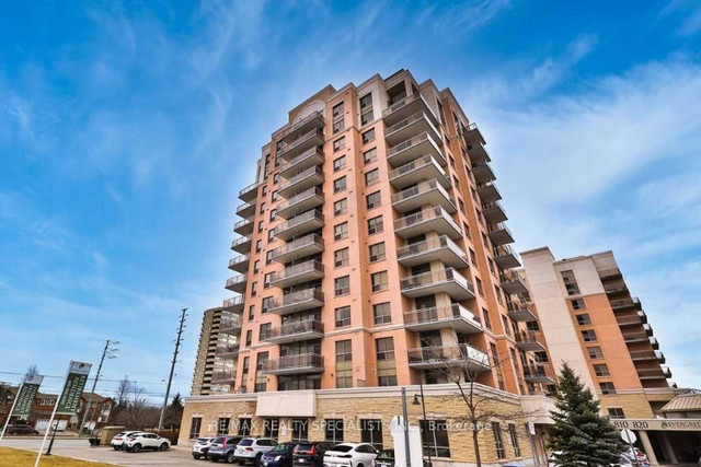 Luxury 1+1 Bdrm Condo Living with Spectacular Views! in Condos for Sale in Mississauga / Peel Region