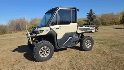 APPLY NOW: https://www.ridecollective.ca/get-pre-approved The 2025 Can-Am Defender Limited HD10 is a...