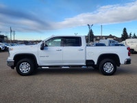 DURAMAX | Z71 OFF ROAD PACKAGE | HEATED & COOLED FRONT BUCKET SEATS | HEATED STEERING WHEEL | HEATED... (image 2)