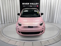 NAVIGATION SYSTEM, LED HEADLIGHTS, RAIN SENSING WIPERS, CLIMATE CONTROL, MULTI-ZONE A/C, REMOTE ENGI... (image 1)