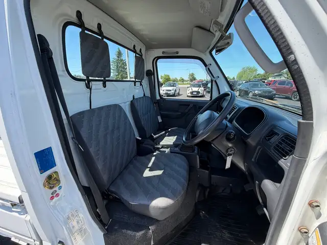 2004 Suzuki Carry in Cars & Trucks in Belleville - Image 14