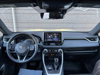 This Toyota Rav4 Hybrid XSE delivers a Gas/Electric I-4 2.5 L/152 engine powering this Unknown/ Othe... (image 9)