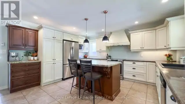 723 GOLDIE CRESCENT Kincardine, Ontario in Houses for Sale in Owen Sound - Image 19