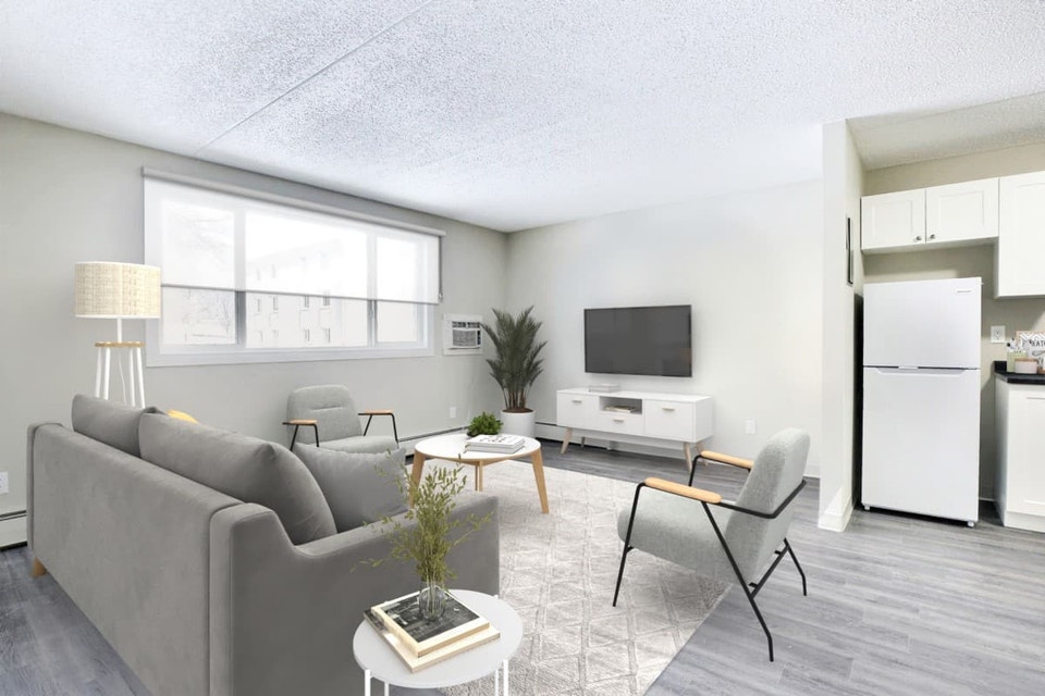 Lewvan Village Apartments - 2 Bedroom available at 4730-4760 Pas 5