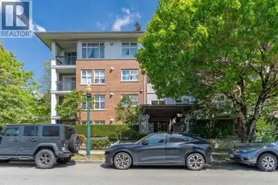 Welcome to Churchill Garden! This home has all you want. Great LOCATION - quick connection to UBC, R...