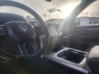 GARANTIE 1 ANS CREDIT DIRECT EN LIGNE AU WWW.AUTO-INTERNET.CA WOW 2018 RAM 1500 OUTDOORSMAN 4X4 FULL... (image 3)