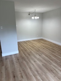This attractive building is located on a cul-de-sac at the top of Main Avenue in Fairview. Most unit... (image 3)