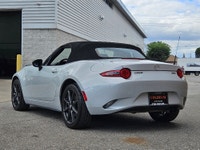 2016 Mazda MX-5 Miata the car that defines Zoom-Zoom . With just 112,000 km, this Ceramic Metallic r... (image 2)
