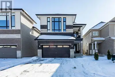 Beautiful 2018 Urbandale Sapphire II executive detached house for rent in Riverside South (Ottawa) -...