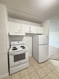 Amenities: Parking Included • Newly Renovated Suites Available • Quiet Building Suite & Building: Sp... (image 1)