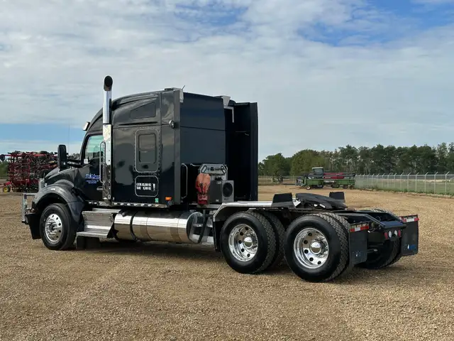 2023 Kenworth T880 in Heavy Trucks in Grande Prairie - Image 5