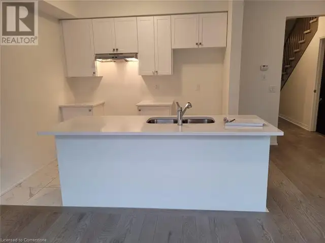 113 FREEDOM Crescent Hamilton, Ontario62864386551427123