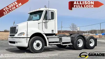Heavy truck - # STOCK: C-34628 2009 FREIGHTLINER COLUMBIA CL112 CAMION DE VILLE 2009 FREIGHTLINER CO...