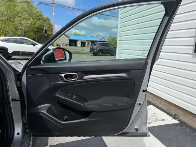 2022 Honda CIVIC LX, keyless entry, backup camera, Bluetooth HON in Cars & Trucks in Annapolis Valley - Image 19