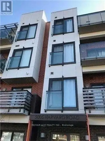 Beautiful Condo Apartment In A Prime Location, Near To School & University. A Large Primary Bedroom,...