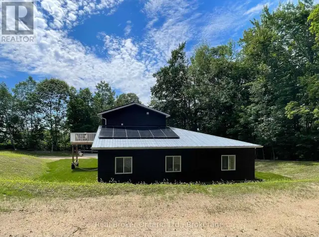 90 14 CONCESSION E Tiny, Ontario in Houses for Sale in Muskoka - Image 39