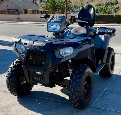 APPLY NOW: https://www.ridecollective.ca/get-pre-approved The 2022 Polaris Sportsman 570 Touring is...