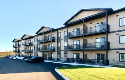 Ottawa. Blackburn Hamlet, minutes from ORLEANS. THE ONLY SUITE LEFT IN PHASE 1 AT THE INTRODUCTORY P...