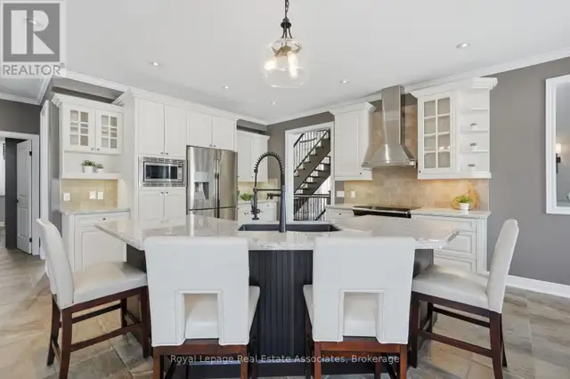 100 CHESSWOOD TRAIL Hamilton, Ontario in Houses for Sale in Oakville / Halton Region - Image 16