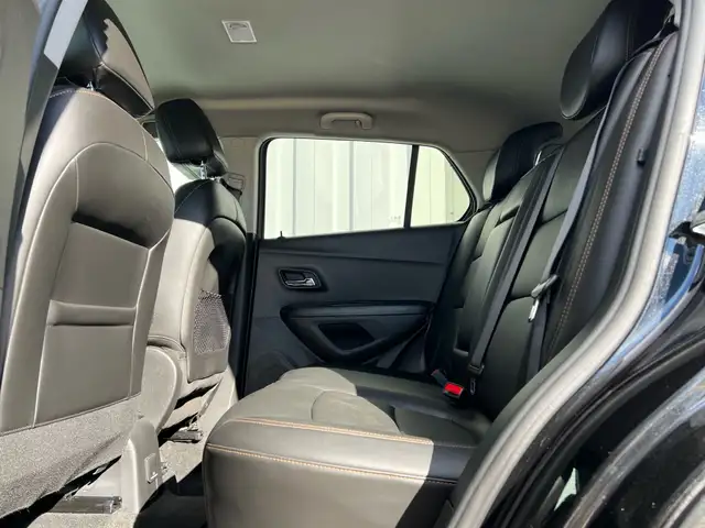2021 Chevrolet Trax LT | Command Start | Reverse Camera5746865496981708812