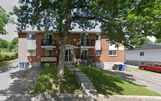 Beau 4 1/2, 2e étage, Neufchatel/lebourgneuf Juillet