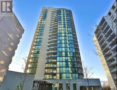 Client RemarksGreat location right at the Heart of Yonge & Finch Subway Station where it meets GO li...