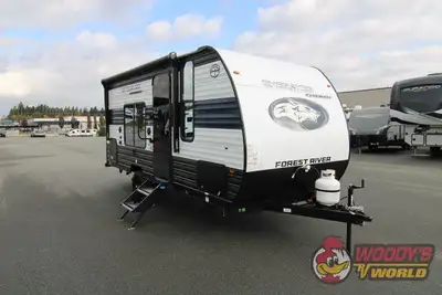 MVSA #40458 ALL TYPES OF CREDIT ACCEPTED Specifications and Features: Exterior Length: 21 ft 10 in E...