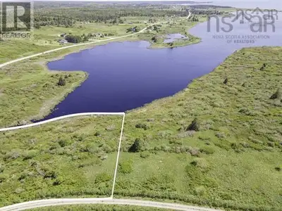 WATER FRONTAGE and ROAD FRONTAGE with FINANCING AVAILABLE. 20 Minutes to the town of Yarmouth and 10...