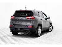 JEEP CHEROKEE NORTH 2015 Traction intégrale 4x4 Sièges chauffants Caméra de recul Système Uconnect D... (image 4)