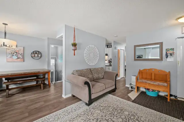 Move-In Ready Bungalow63008312762625122