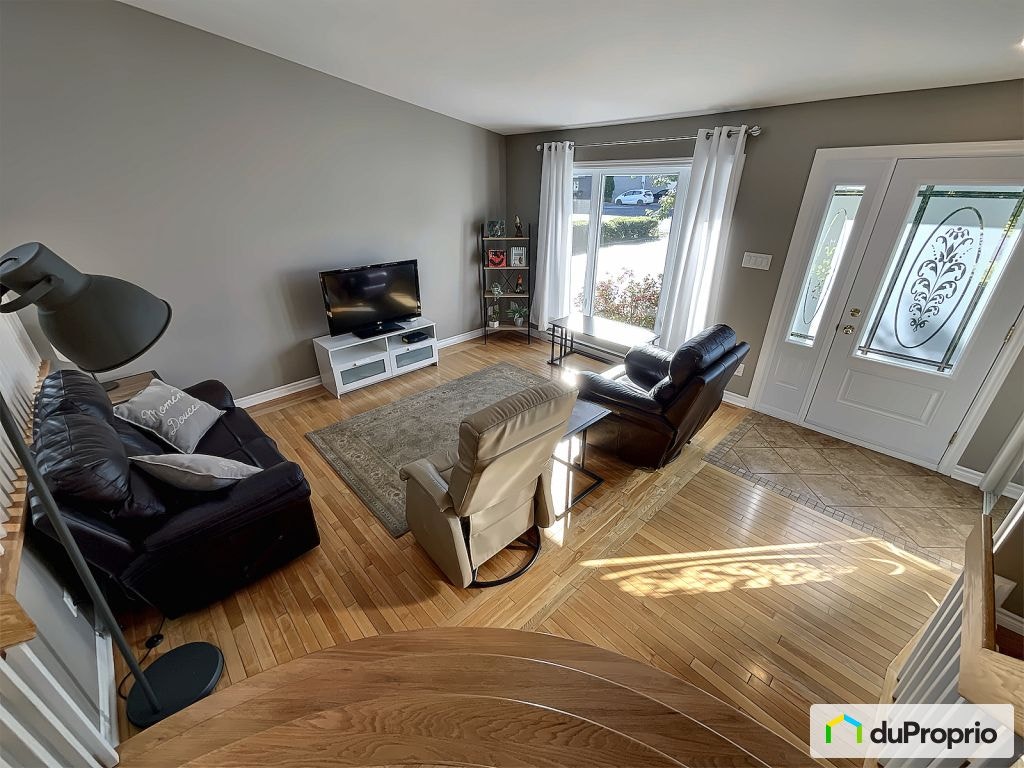 $525,000 - Bungalow for sale in Ste-Angele-De-Monnoir — photo 2